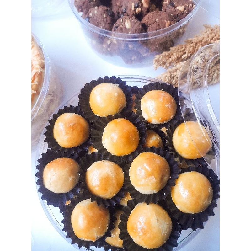 

KUE KERING NASTAR 500GR ENAK, LUMER DIMULUT