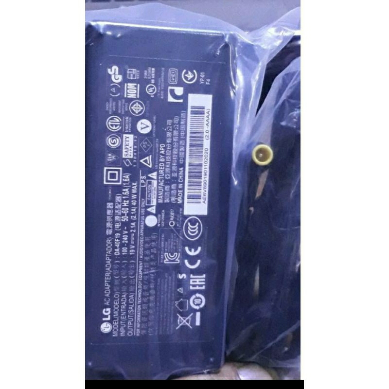 Adaptor LG 19 Volt 2,1 Ampere-Adaptor TV LG 19 V  2,1A