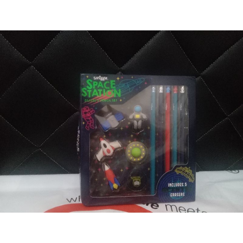 

Eraser and pencil set