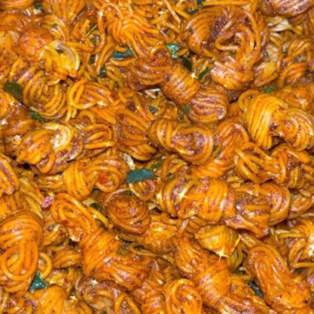 

MIE GULUNG VIRAL MELIMPAH PEDAS DAUN JERUK | selayhot