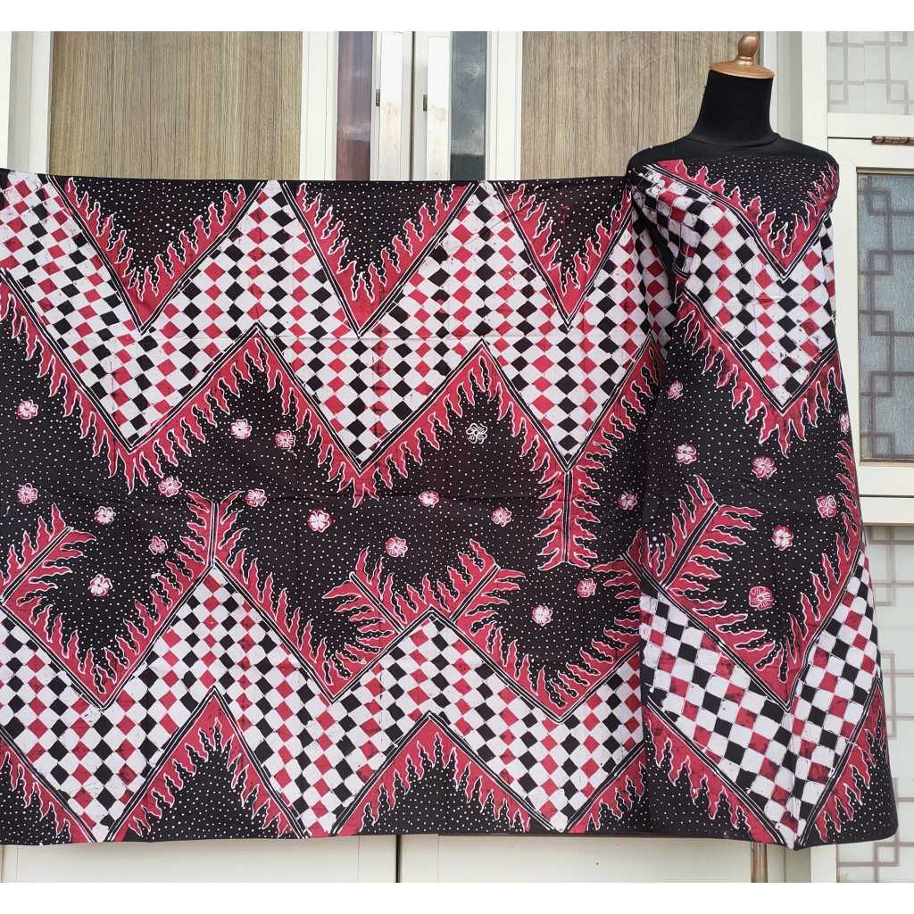 Batik Umiromlah 0810376 Bahan Kain Batik Full Tulis Asli Canting Pengrajin Madura Pamekasan Hitam Me