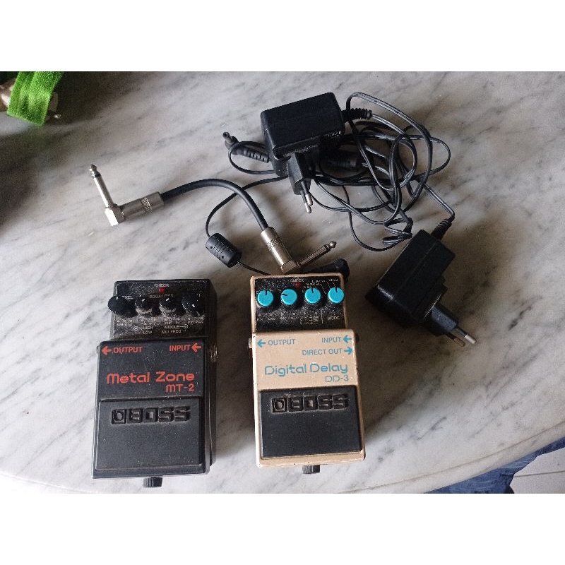 Pedal BOSS Metal Zone MT-2 & Digital Delay DD-3 bonus adapter dan jumper