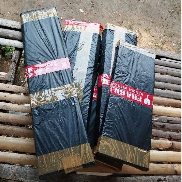 

kardus kado 50cm