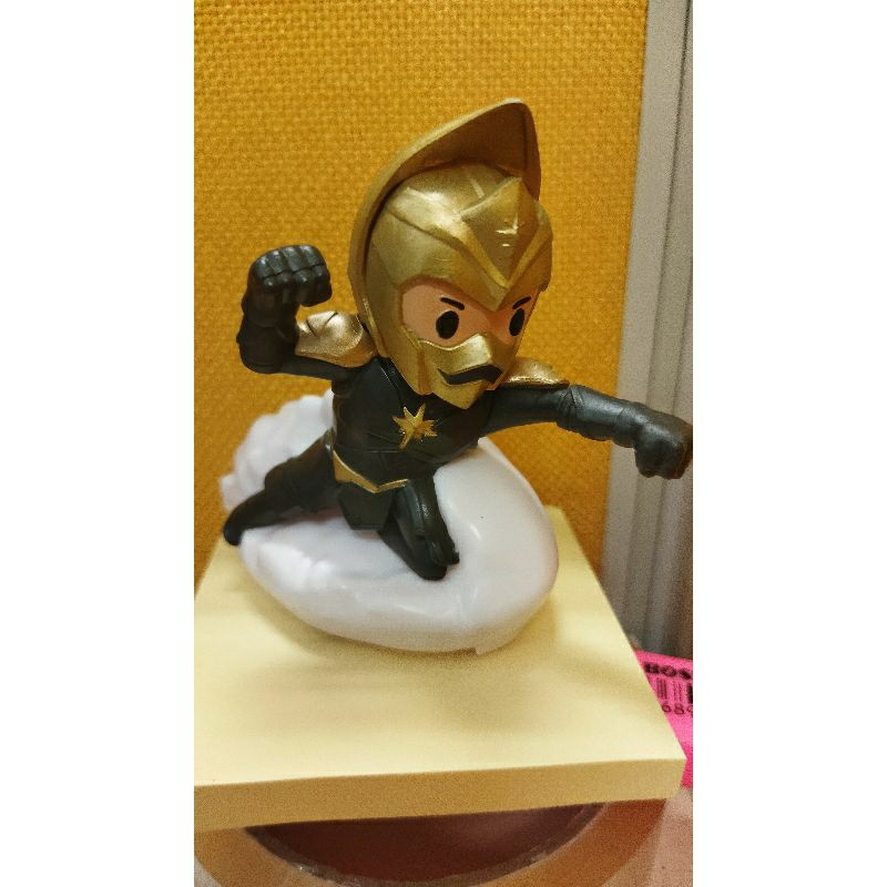 Gatotkaca KFC Chaki Meal Satria Dewa Studio not happy Meal. Action Figure Gatot Kaca.