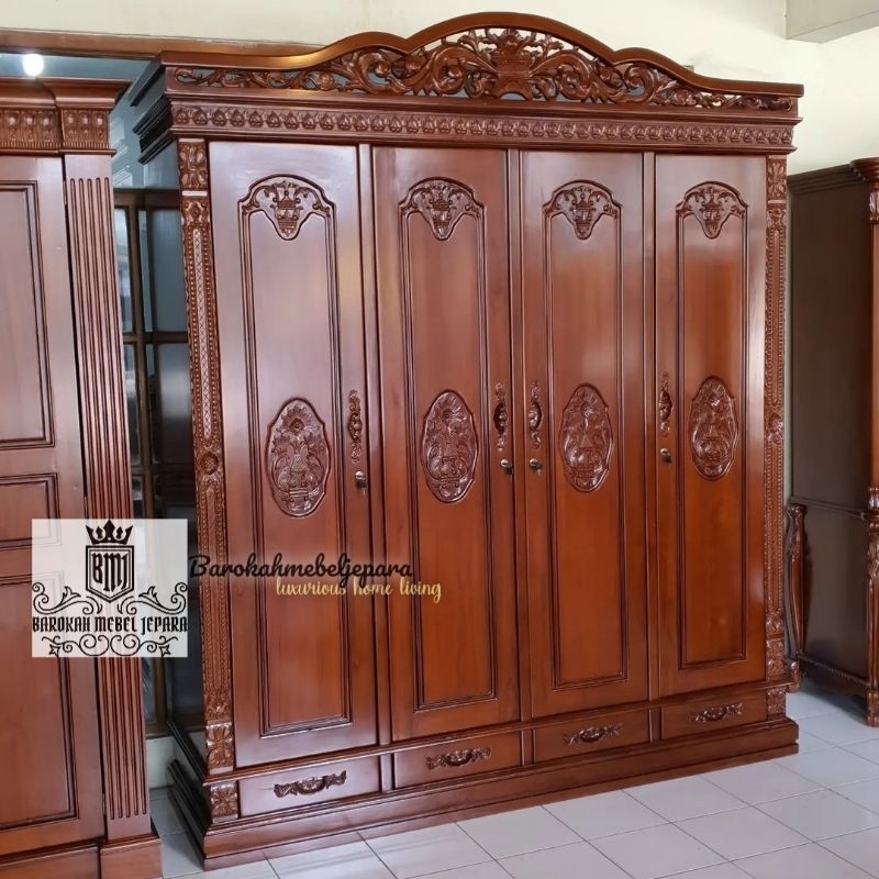 lemari pakaian 4 pintu jati ukir , lemari jati 4 pintu , lemari baju jati , lemari Rahwana 4 pintu ,