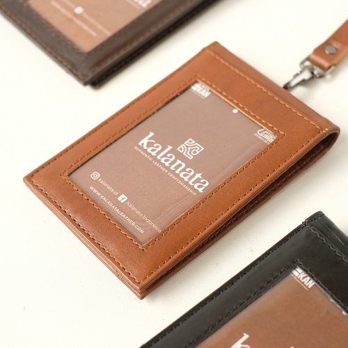 

Kalanata Leather Name Tag Kulit Asli ID Card Pullup - Free Gravir Nama