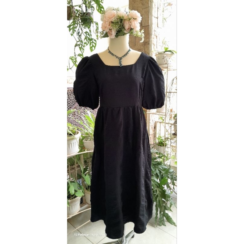 DRESS LENGAN BALON HITAM PL ❤️