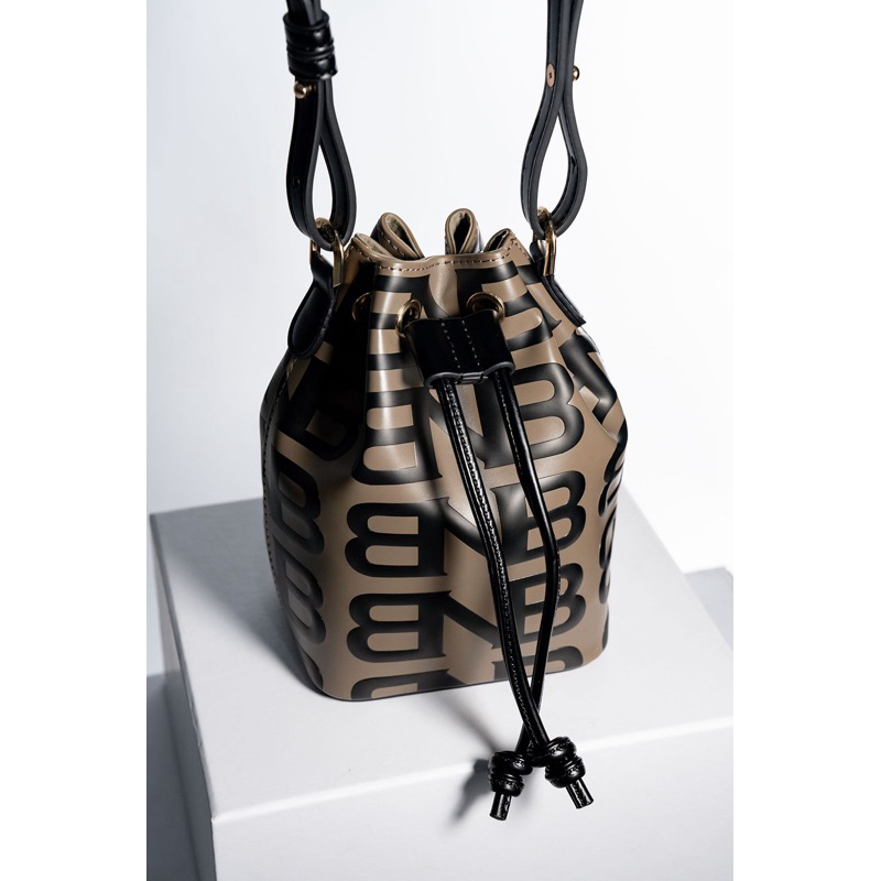 Brand No Brand - Lexington Bag