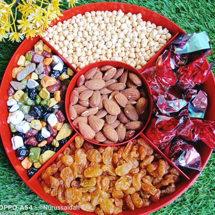

ORIGINAL paket hampers oleh oleh haji dan umroh premium sekat 5