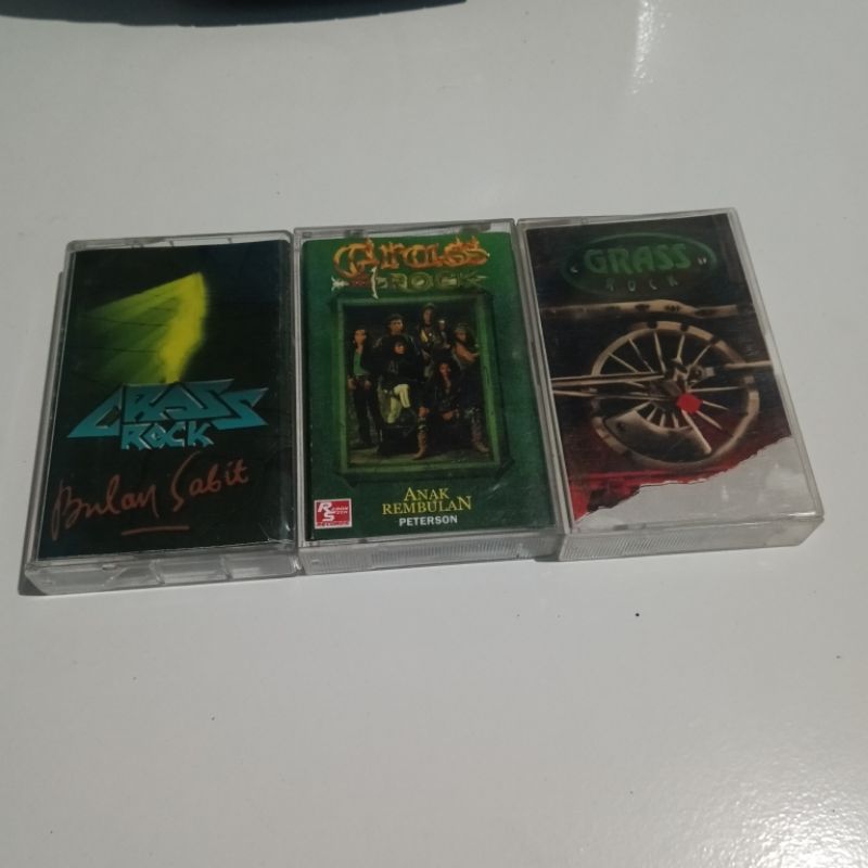 Kaset Pita Grass Rock