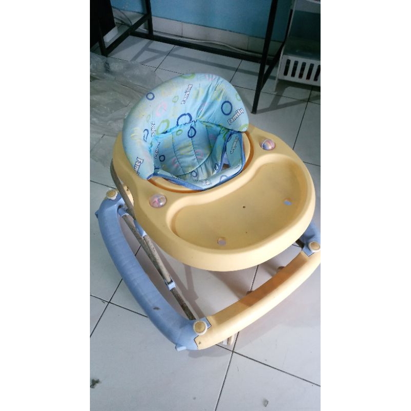 Preloved Apollo baby walker Family