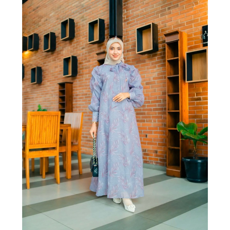 Clemira Dress