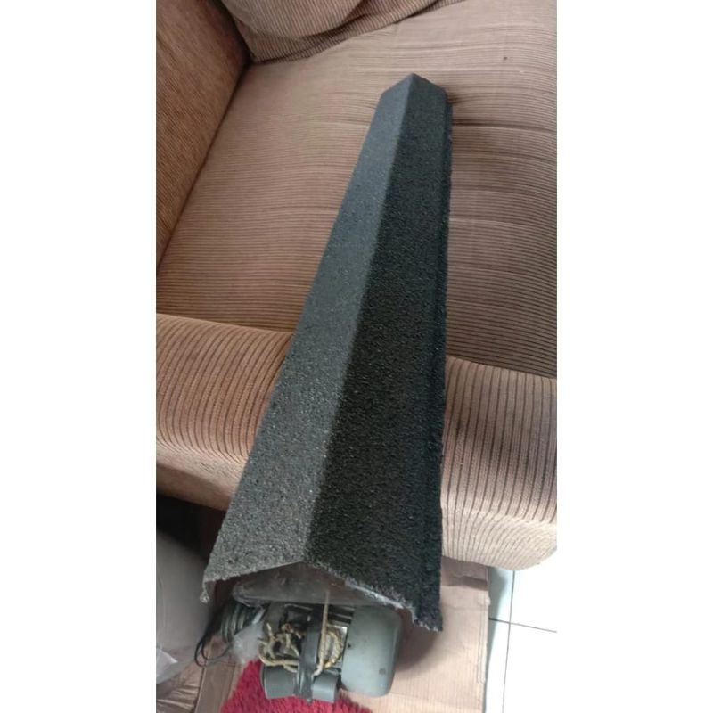 Nok V Wuwungan Genteng Metal Pasir / Nok Samping