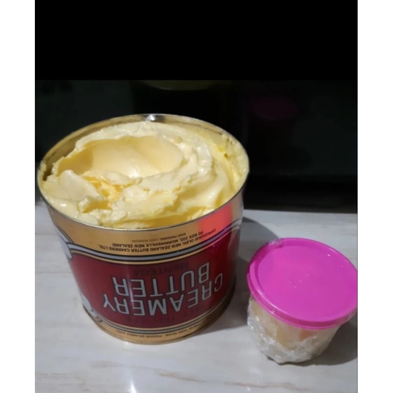 

mentega butter segitiga blue 100gr repack / creamery butter triangle 100gram