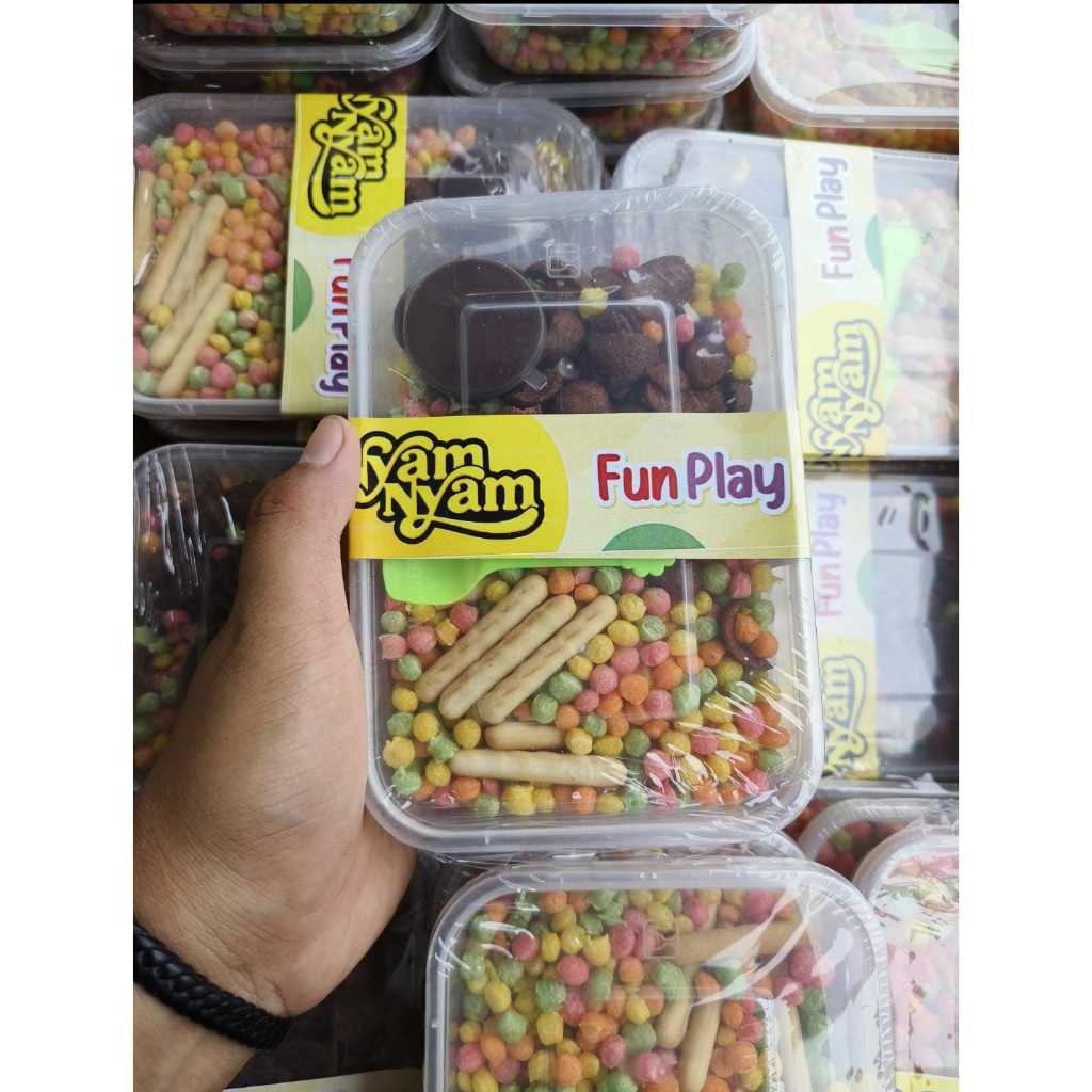 

NYAMNYAM FUNPLAY