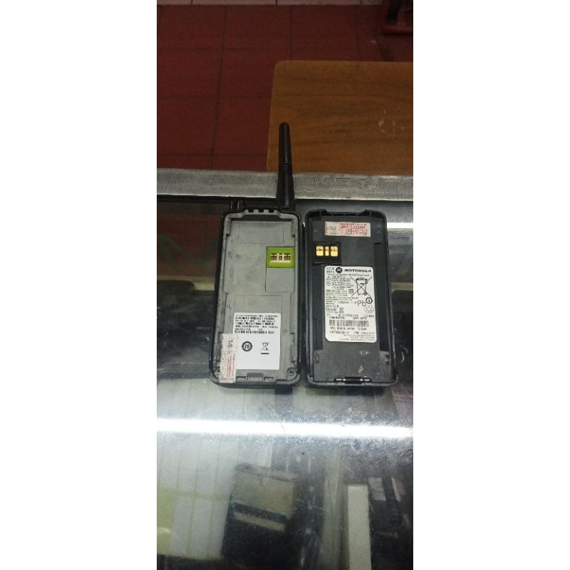 HT Motorola xir c2660 frek vhf bekas lengkap cas