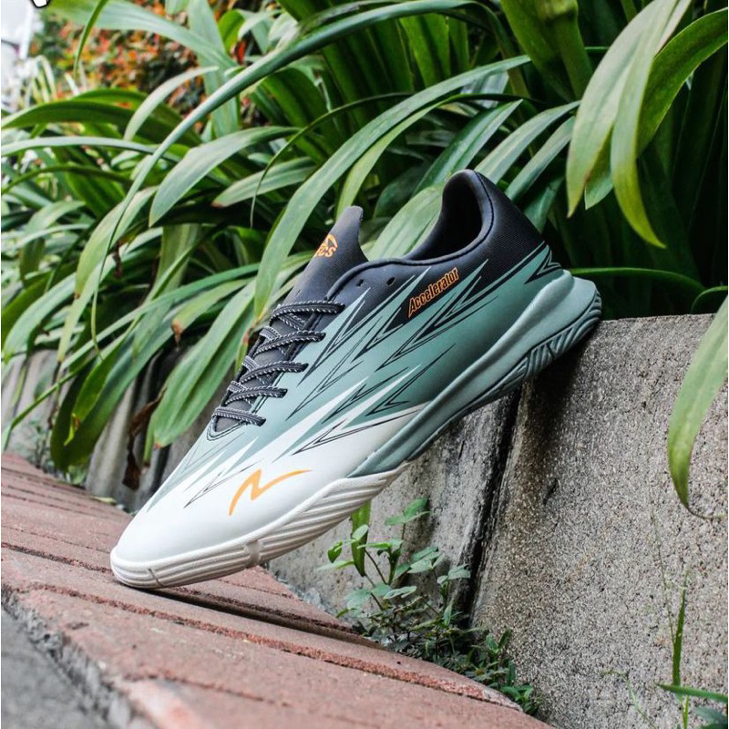 Specs Lightspeed 3 in