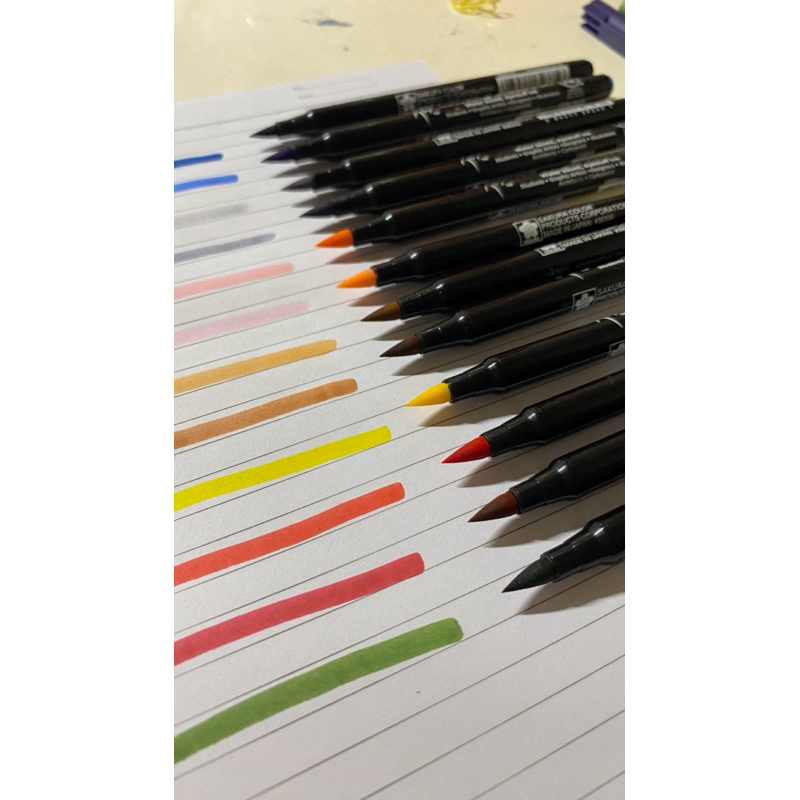 

Brush pen SAKURA KOI (bekas)