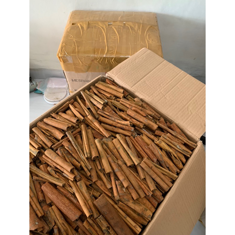 

Kayu manis stik cutting -+10cm 10kg Murah