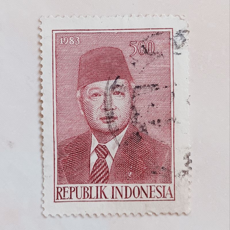 

(AD) Perangko Indonesia 1983 Presiden Soeharto Mandataris MPR Single Set Used