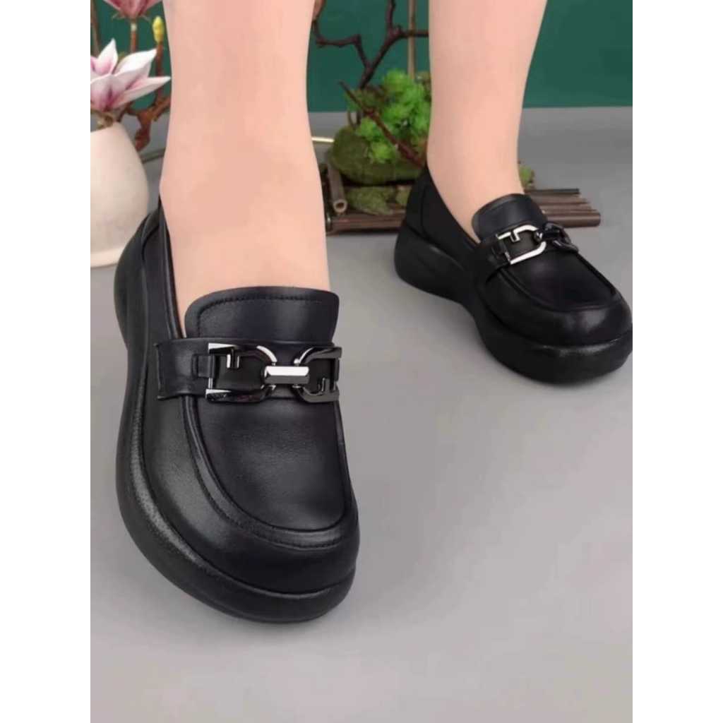 Sepatu Docmart Sneakers Wanita Import Tipe 1030