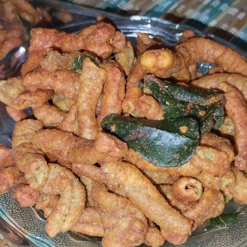 

Kripik Usus Pedas Daun Jeruk 150g