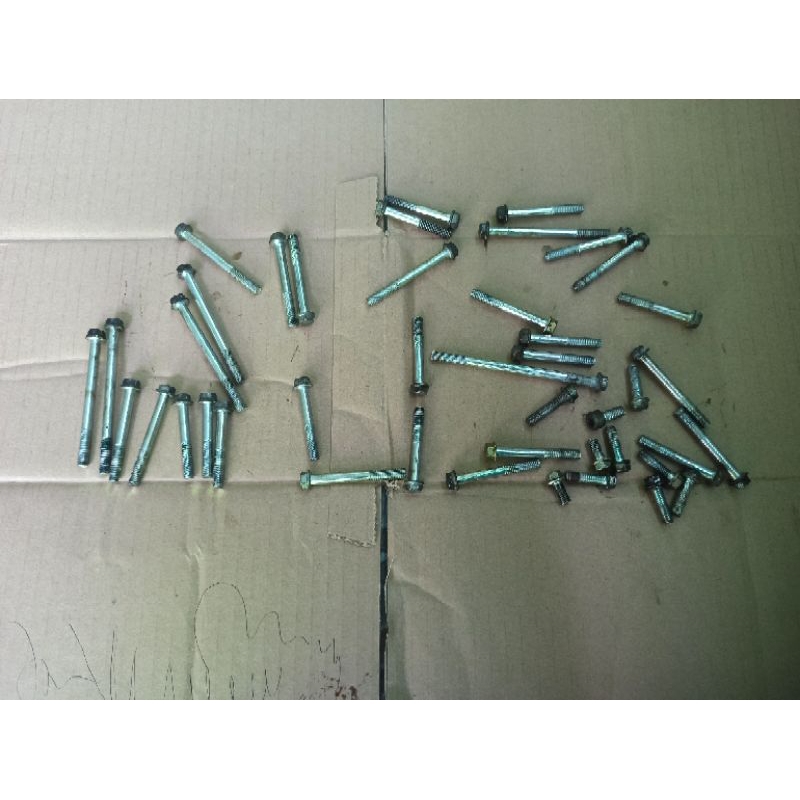 Baut mesin set vixion