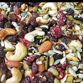 

Trail Mix - Seeds, Nuts and Dried Fruits 250gr *Solo*