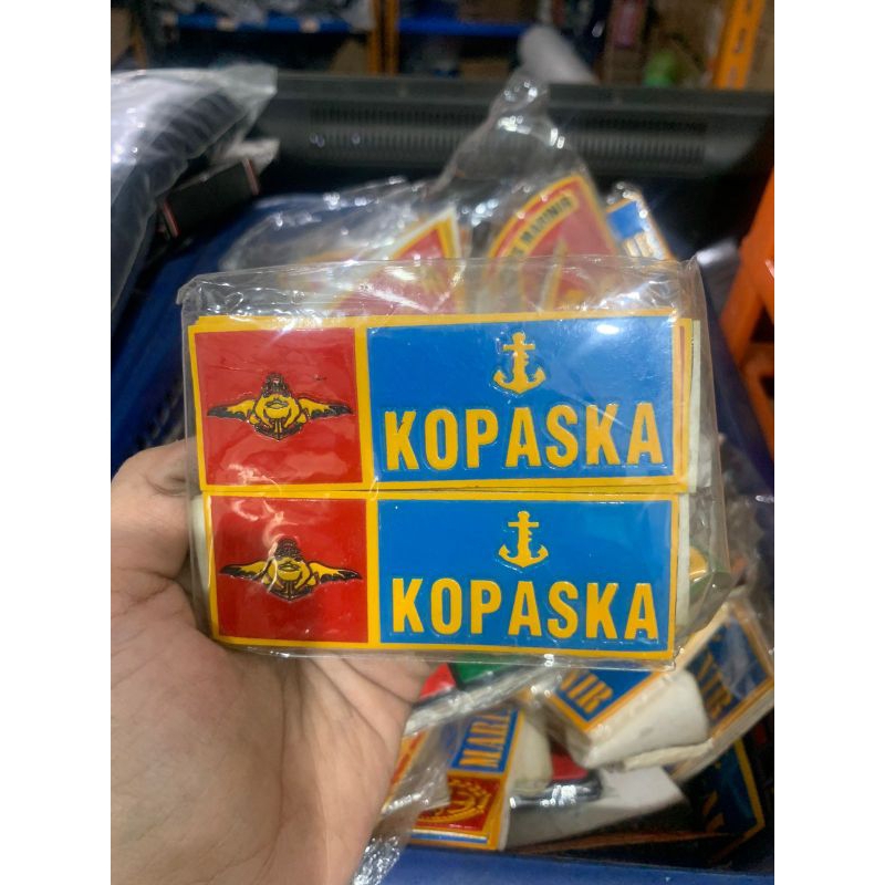 Sticker Tempelan Kaca Motor KOPASKA