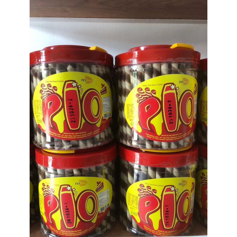 

WAFER ROLL COKLAT PIO 365 GR