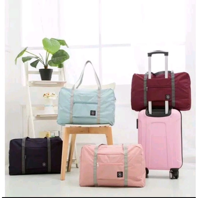 TAS TRAVEL LIPAT BESAR MULTIFUNGSI TAS PERLENGKAPAN BAYI TAS BAJU (T063)