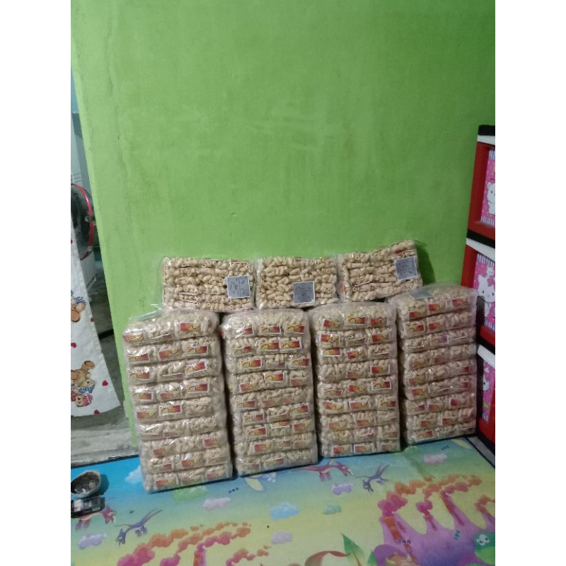 

kerupukmakaronigoreng