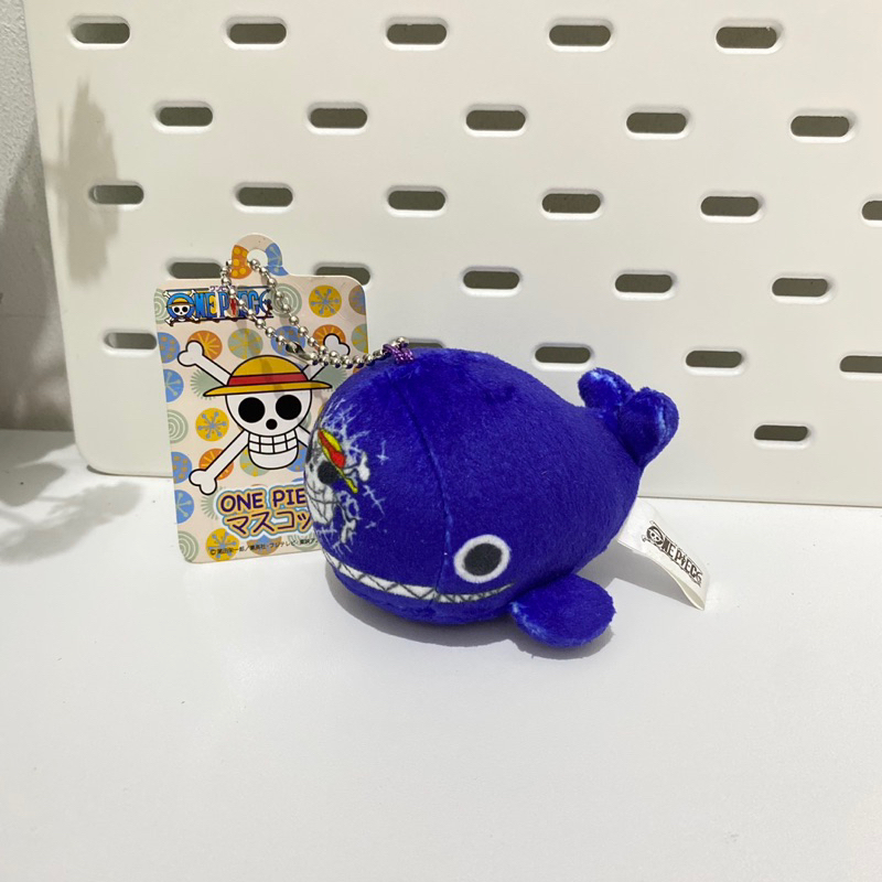 Boneka Gantungan Kunci Paus One Piece