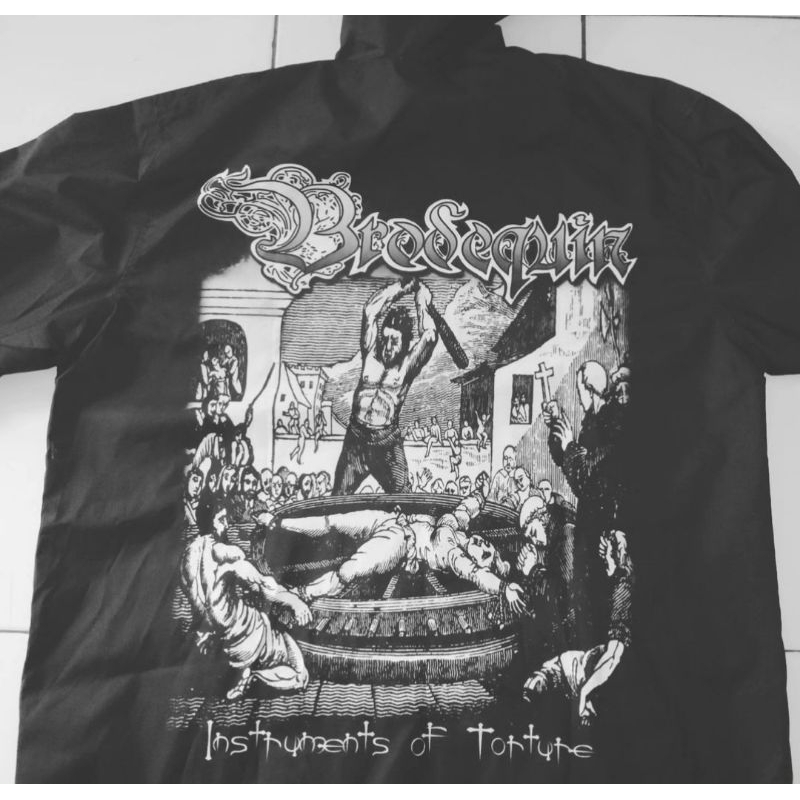 Wind breaker Brodequin - instrument of torture