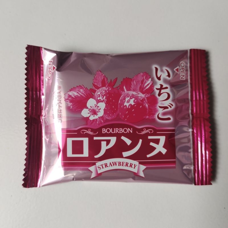 

Bourbon Roanne Strawberry