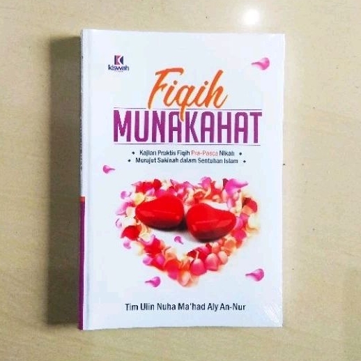 Fiqih Munakahat Kajian Praktis Fiqih Pra-Pasca Nikah - ORIGINAL
