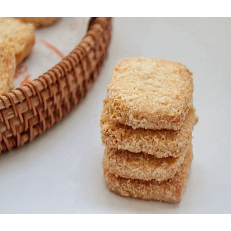

Cemilan Premium Crispy Butter Cookies Kelapa Toples - Snack Sehat Cookies Kelapa Dijamin HALAL