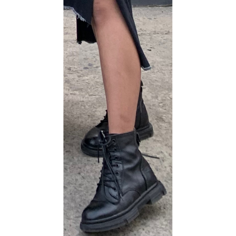 preloved sepatu docmart original