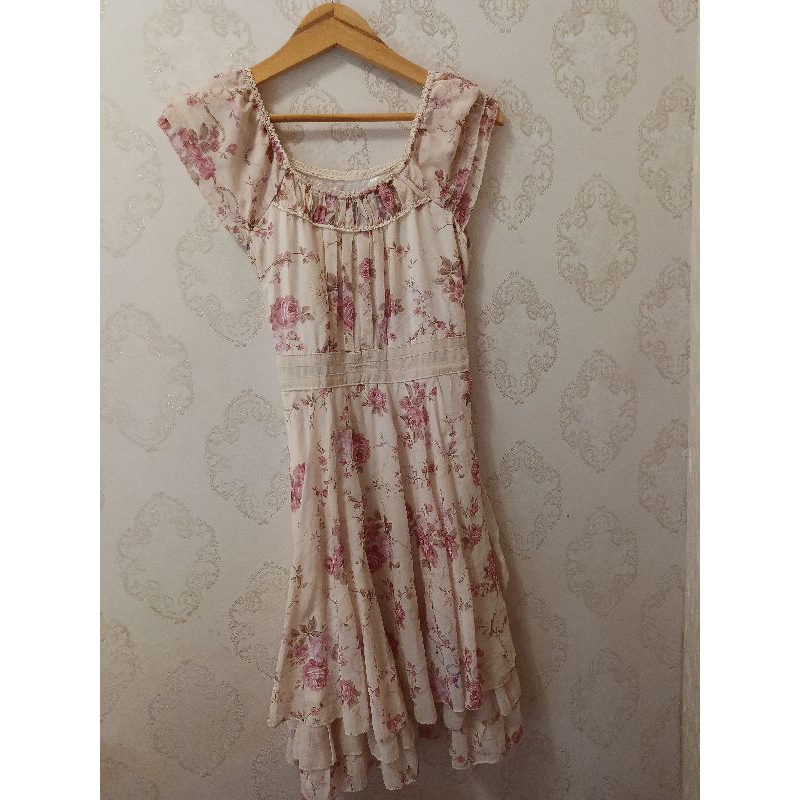 dress shabby bunga