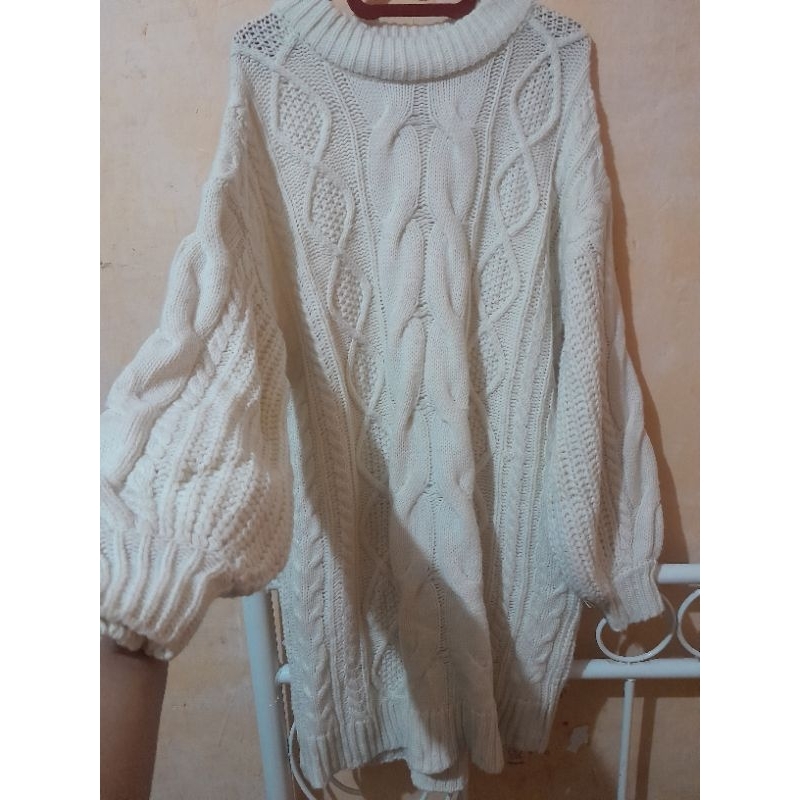 Dress rajut Majestic Legon dan INGNI