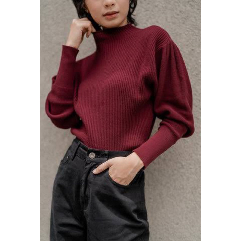 THENBLANK x Isyana Dolce Knit Top Maroon preloved - L