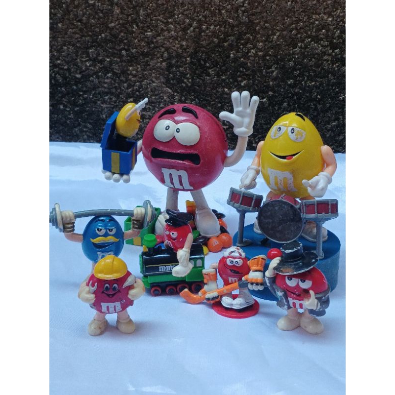 MnM M&M FIGURE