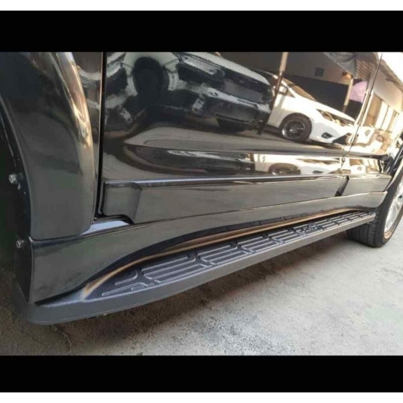 Footstep Elegant untuk INNOVA REBORN