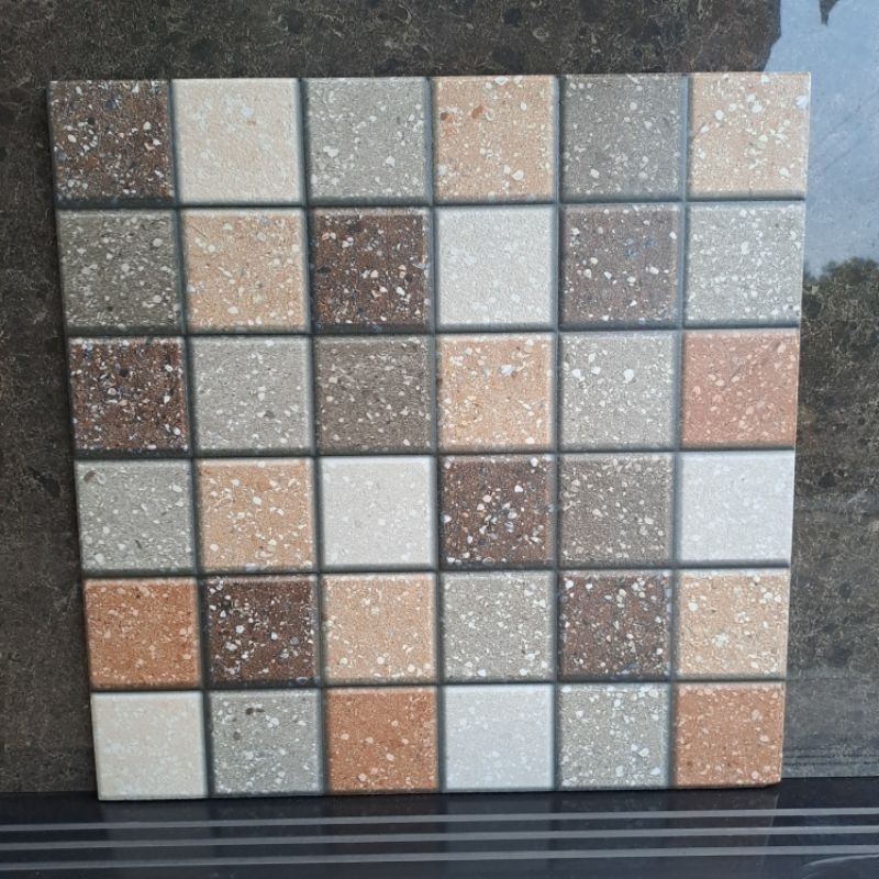 Keramik Lantai Teras Carport Kotak Minimalis Mulia Accura 40x40 ZAGROS NATURA
