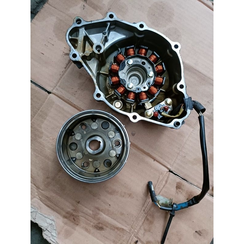 Spul kalter calter magnet Honda CB150r Led cbr150 original copotan