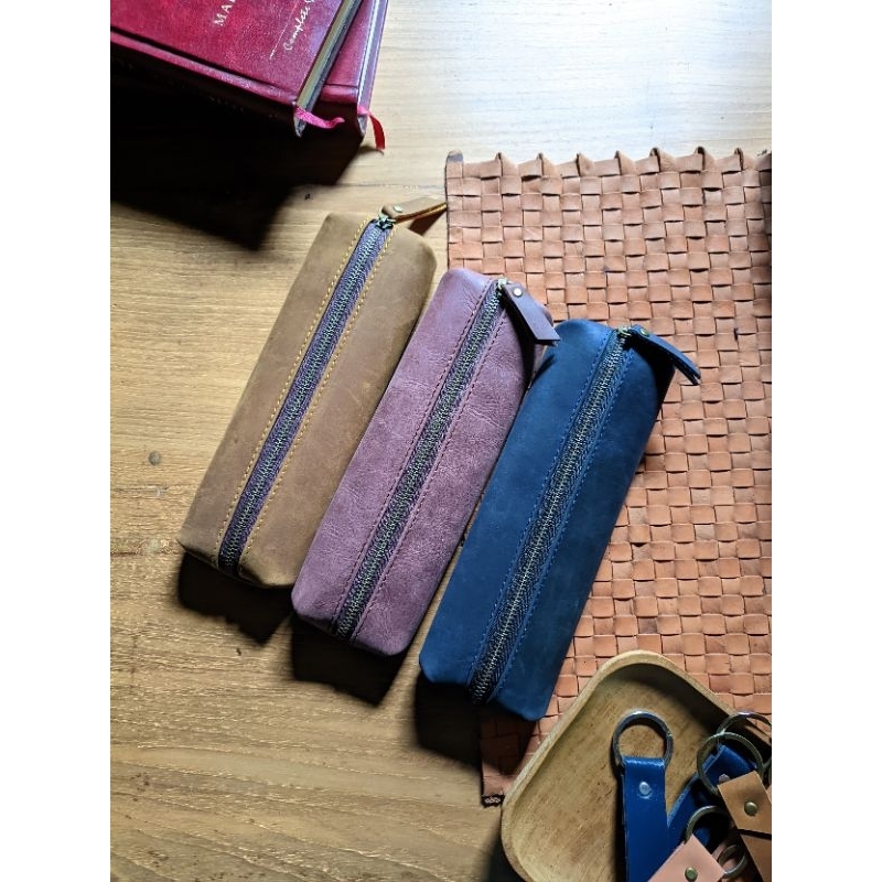 

KENANDY LEATHER PEN CASE