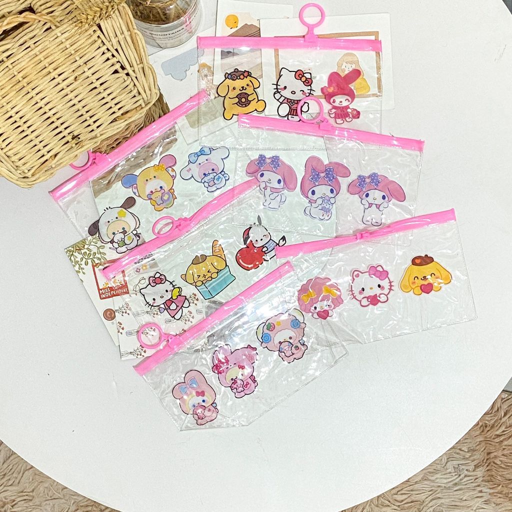 

KOTAK PENSIL TEPAK TEMPAT PINSIL POUCH PVC KECIL SELETING KARAKTER MODEL SANRIO KODE KP-1127 ATK FANCY MODEL TERBARU TERMURAH READY COD