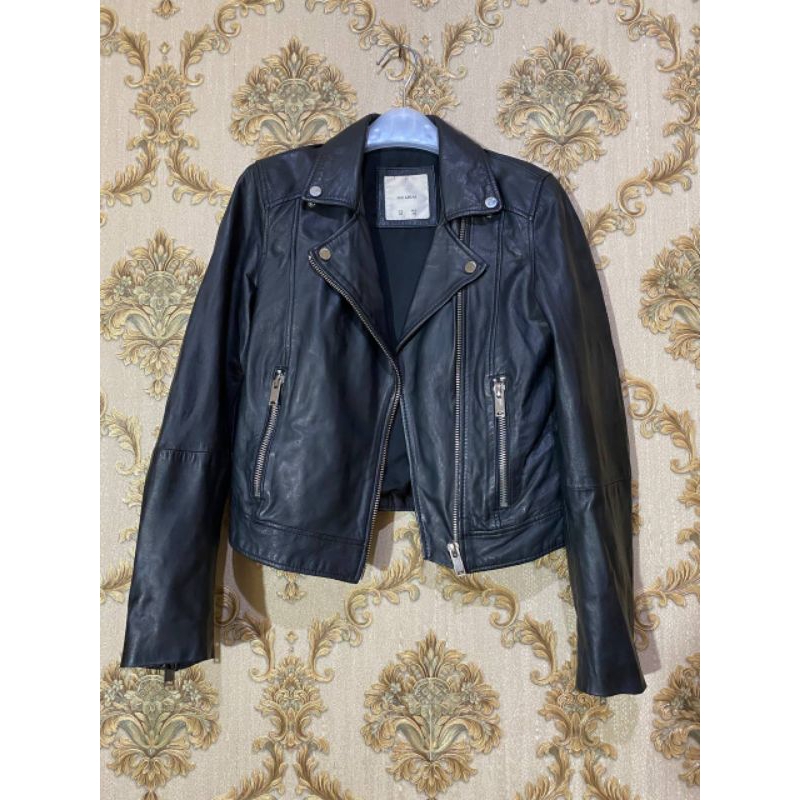 jaket kulit asli ramones Pull&Bear