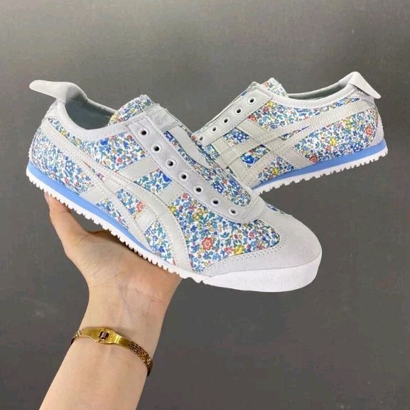 Sepatu onitsuka Tiger Mexico66-Slip-on Blue Flower