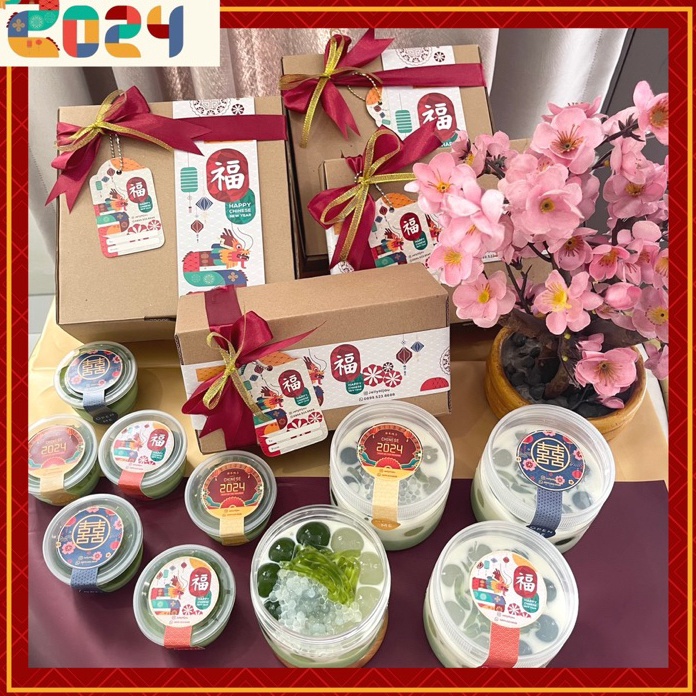 

FSASH SALE READY Hampers Imlek Hampers Chinese New Year hampers Tahun Baru Hampers Ultah Hampers Birthday Es Jelly Kelapa Pudding Kelapa Dessert viral